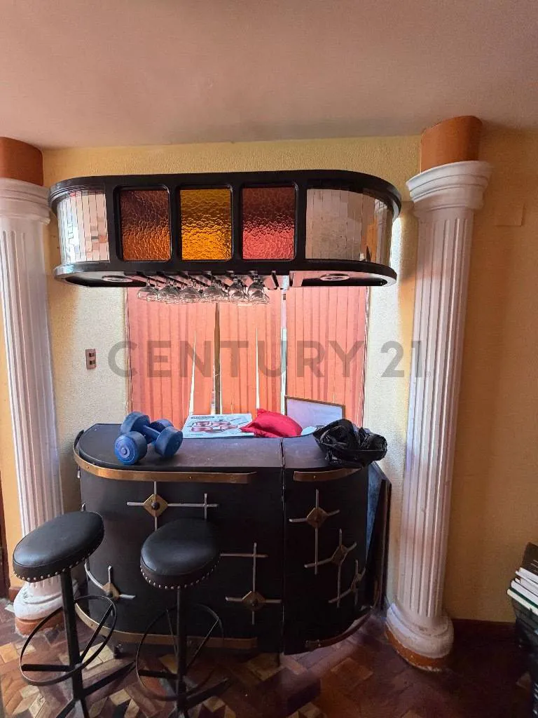 Foto 12 de Av. Landaeta Casa En Venta (Tembladerani)