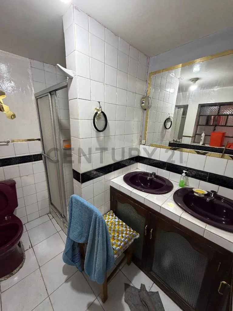 Foto 9 de Av. Landaeta Casa En Venta (Tembladerani)