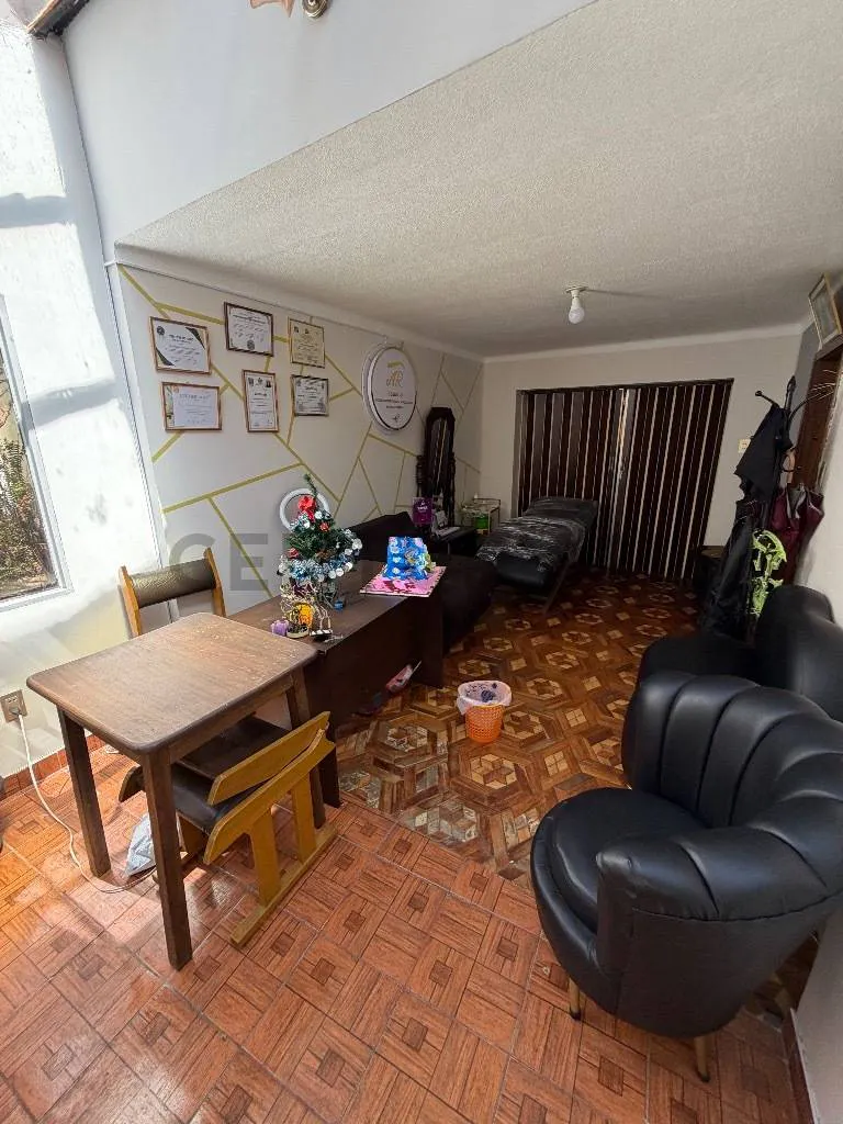 Foto 7 de Av. Landaeta Casa En Venta (Tembladerani)