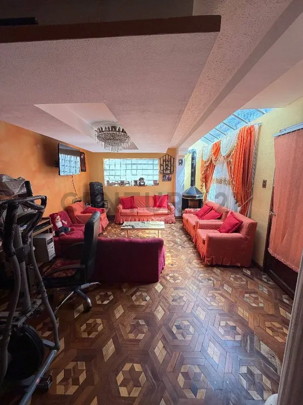 Foto 15 de Av. Landaeta Casa En Venta (Tembladerani)