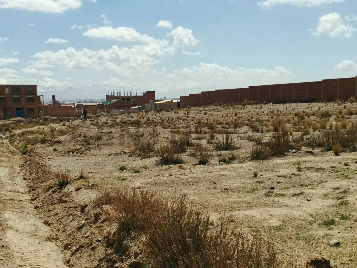 Foto 2 de Terreno en Venta Carretera El Alto - Oruro (Sector Samo)