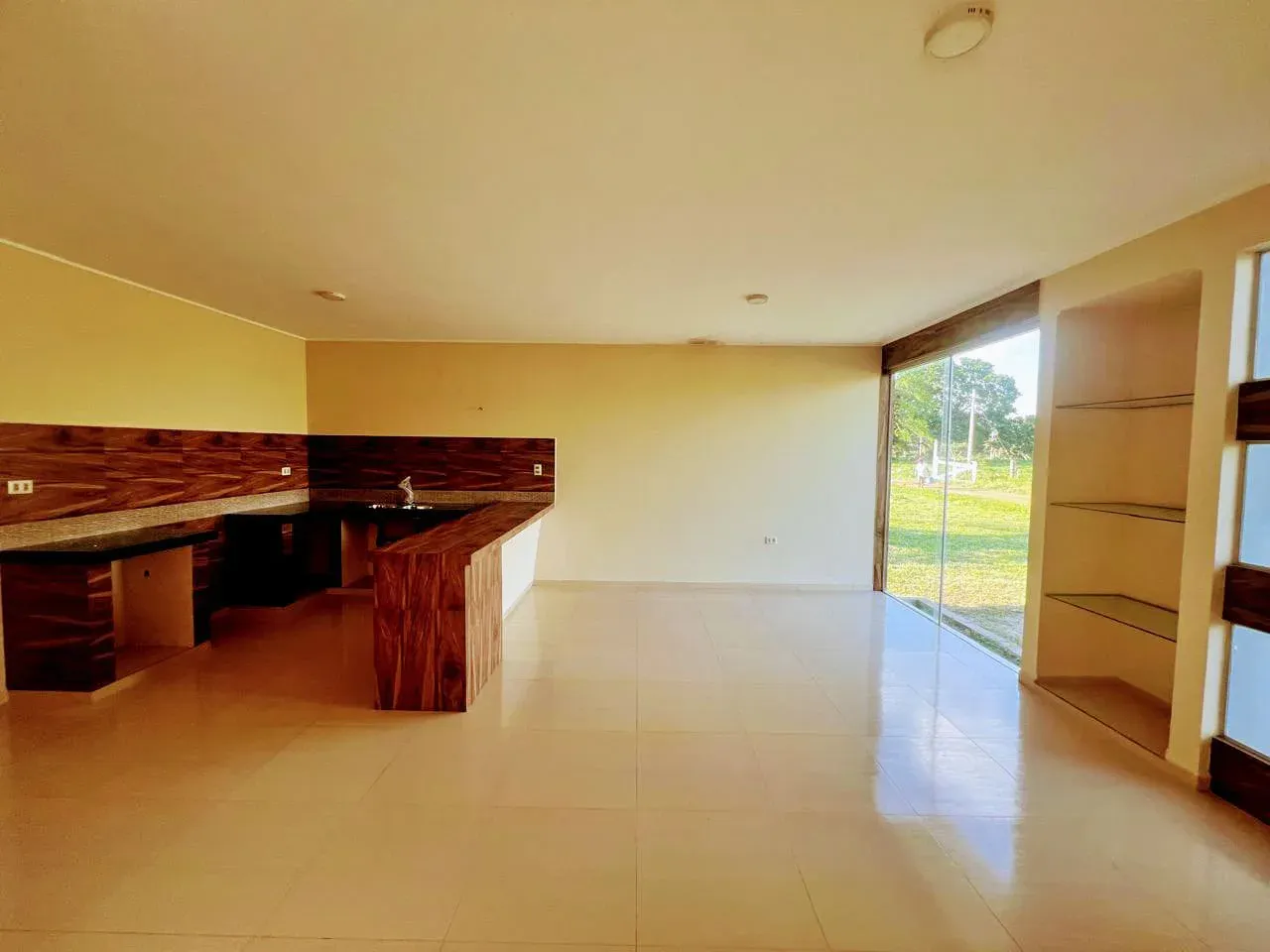 Foto 4 de Bella Casa en Alquiler en Urbanización