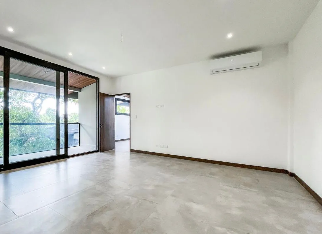 Foto 2 de Exclusiva Casa en Venta Urubo