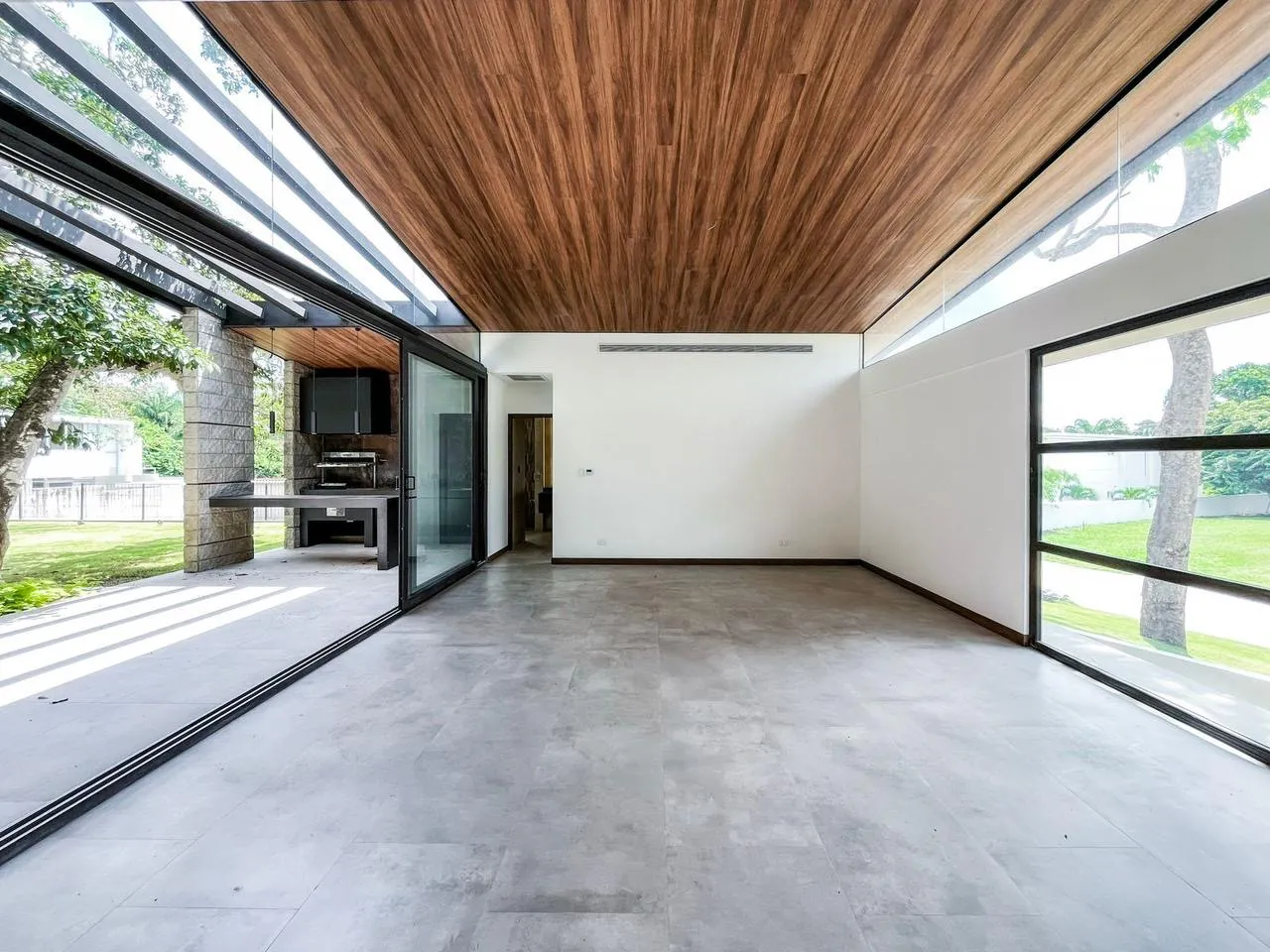 Foto 5 de Exclusiva Casa en Venta Urubo