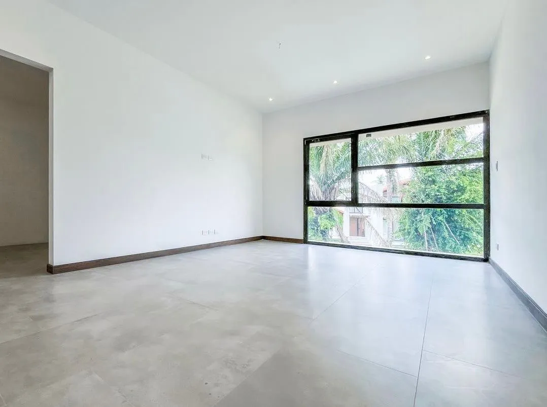 Foto 3 de Exclusiva Casa en Venta Urubo