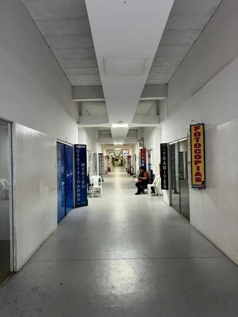 Foto 4 de Galpon en Venta. Centro Comercial Sur