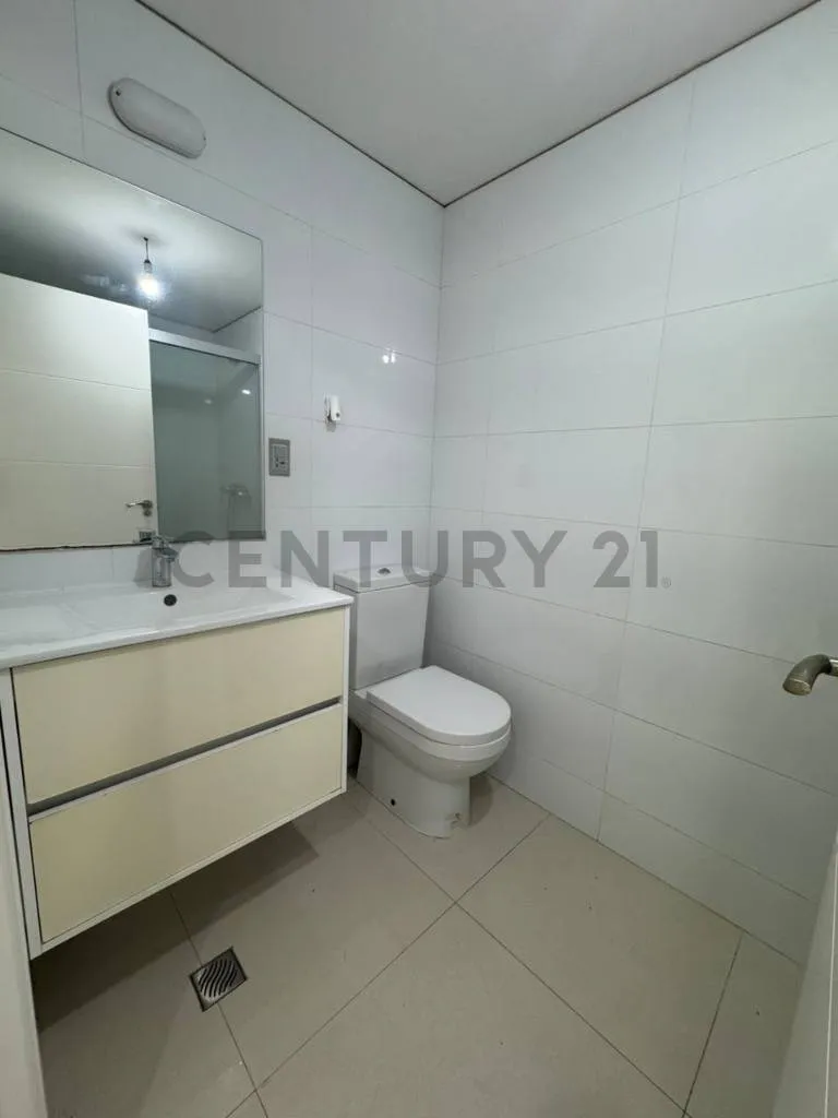 Foto 10 de Departamento 2 Dormitorios en Venta Edificio Irala 452