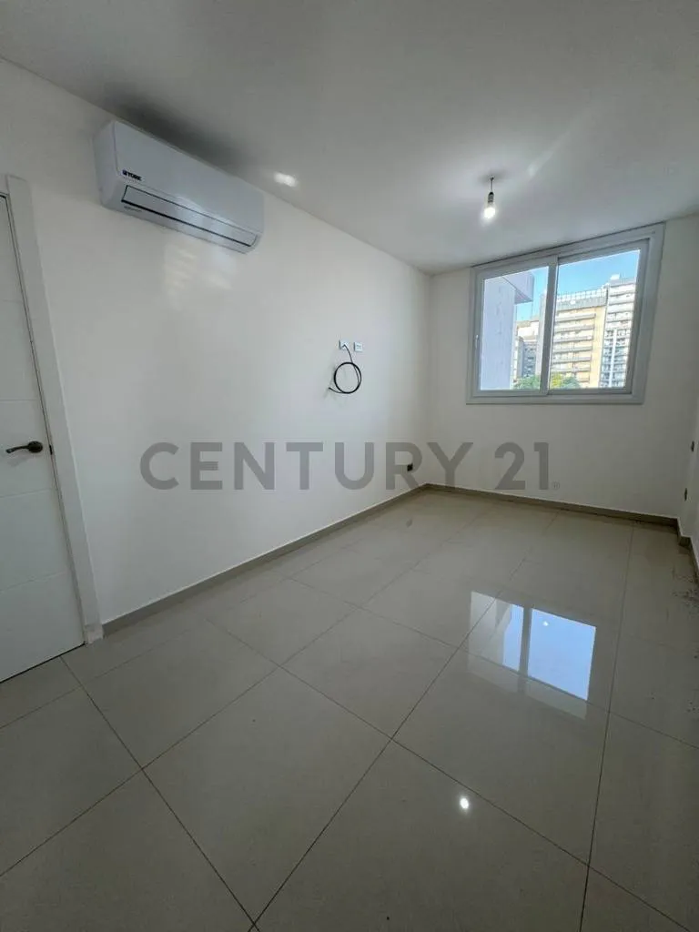 Foto 12 de Departamento 2 Dormitorios en Venta Edificio Irala 452