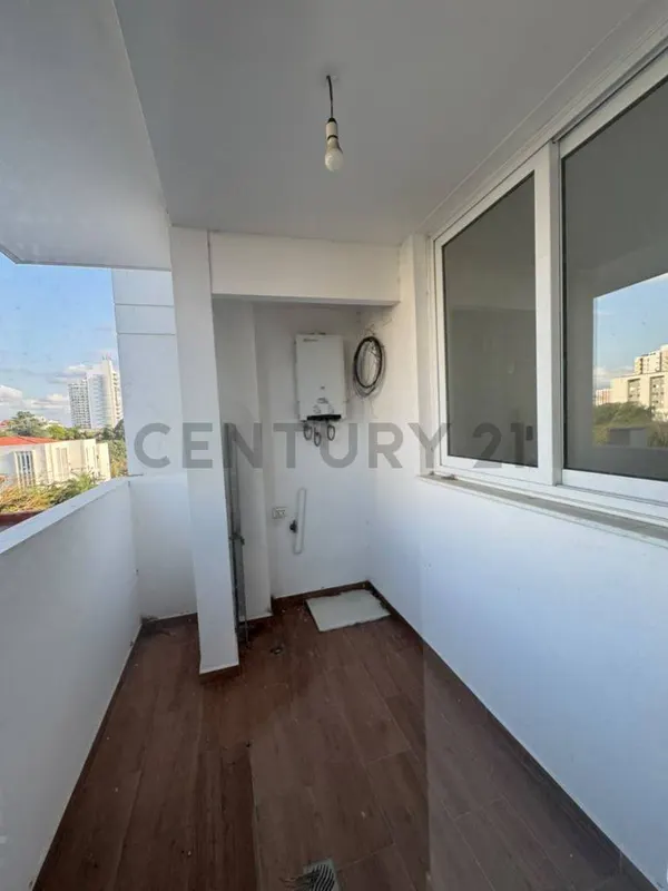 Foto 14 de Departamento 2 Dormitorios en Venta Edificio Irala 452