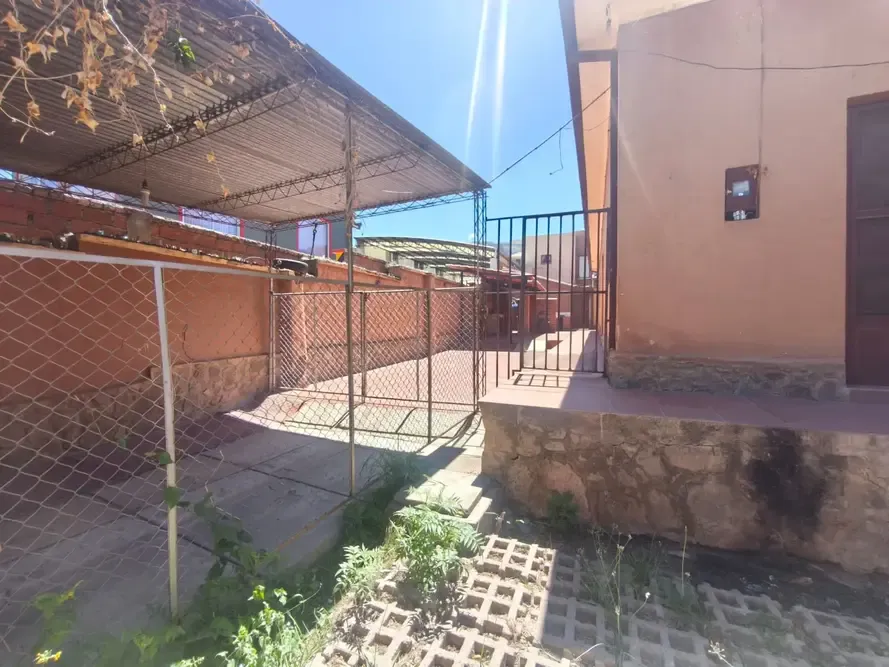 Foto 3 de Terreno en Venta a Una Cuadra de La Av. Circunvalacion
