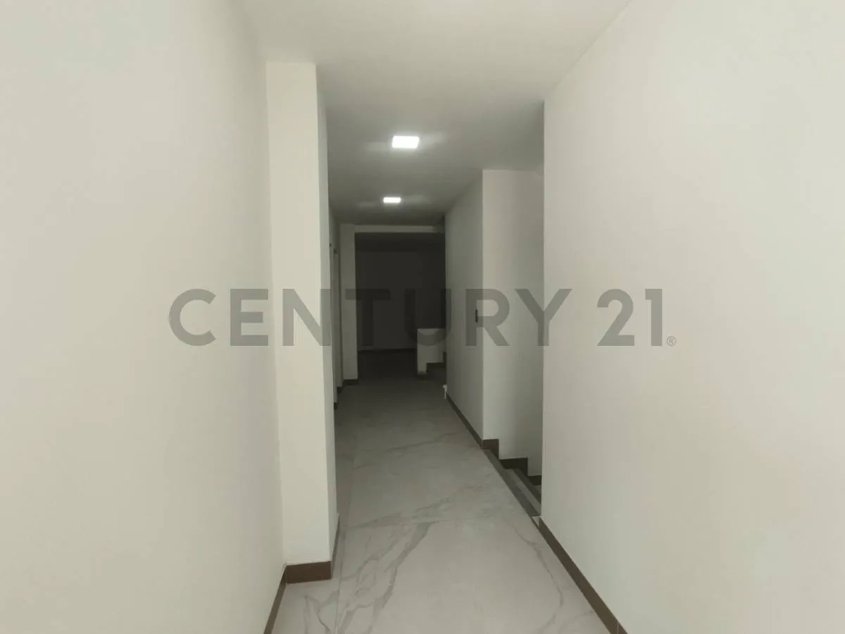 Foto 8 de ¡ Local Esquinero de 285 M². en Alquiler!