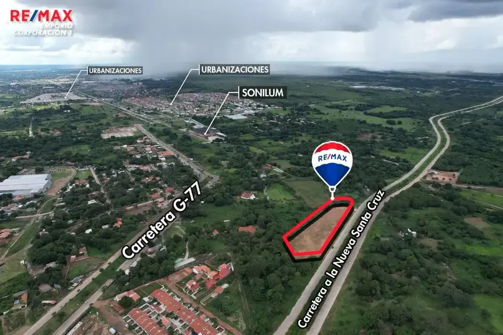 Foto 1 de Terreno en Venta - Av. G77