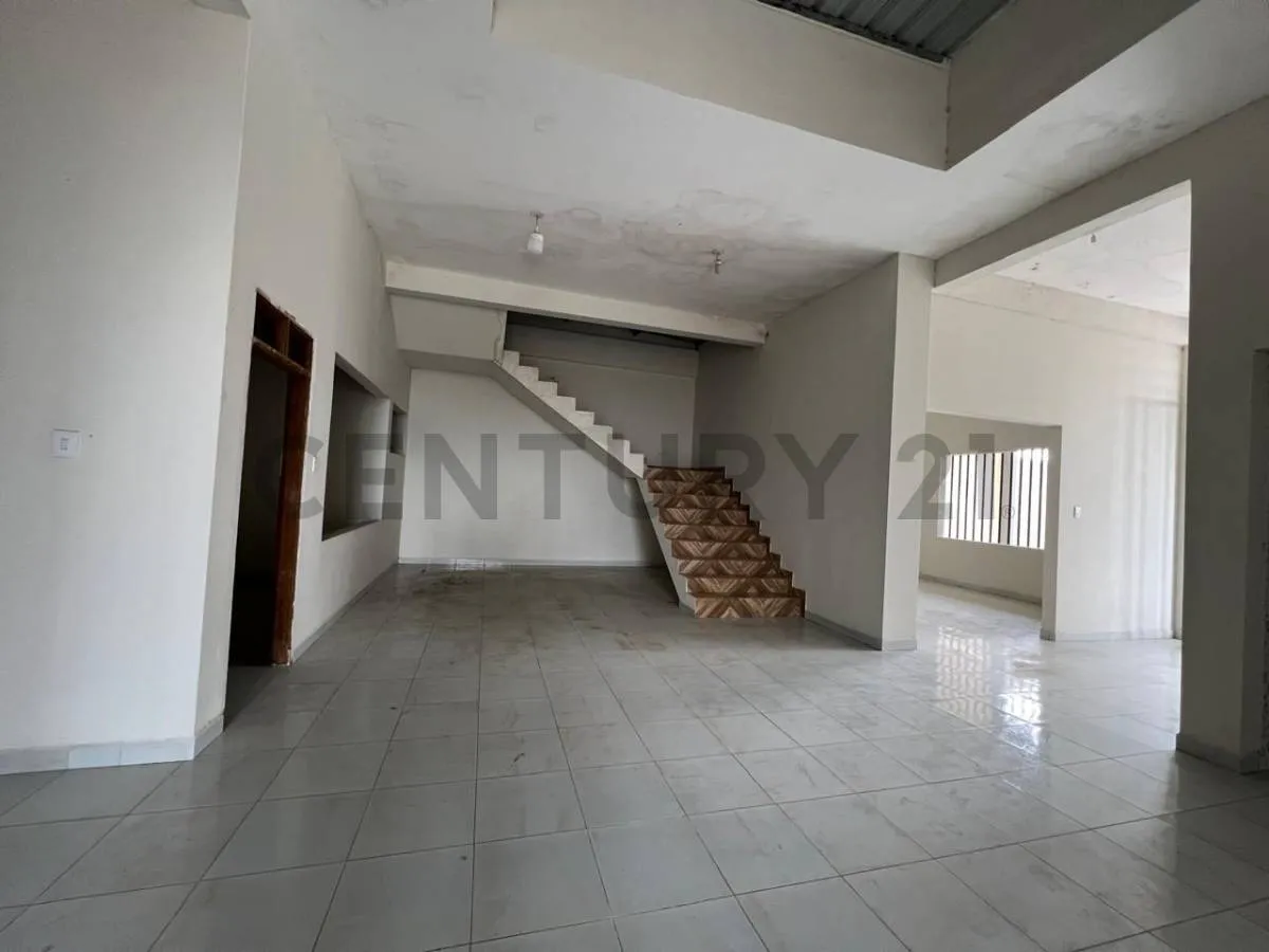 Foto 6 de Casa comercial en integración del norte cerca al mercado monumental