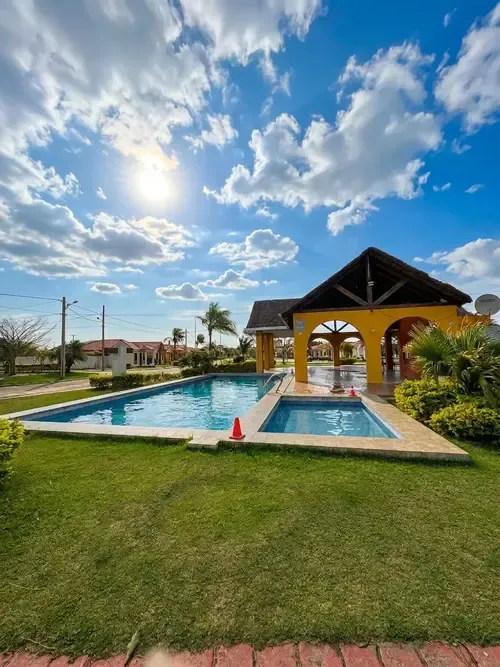 Foto 12 de 🏡 Casa en Condominio Patujú ✨ Frente al Club House | 3 habitaciones | Jardín