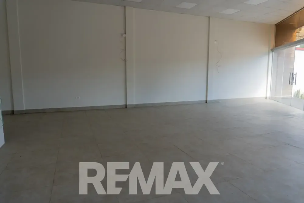 Foto 8 de Local Comercial en Alquiler Av. Chapare Km. 3