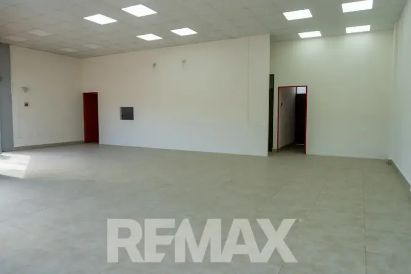 Foto 7 de Local Comercial en Alquiler Av. Chapare Km. 3