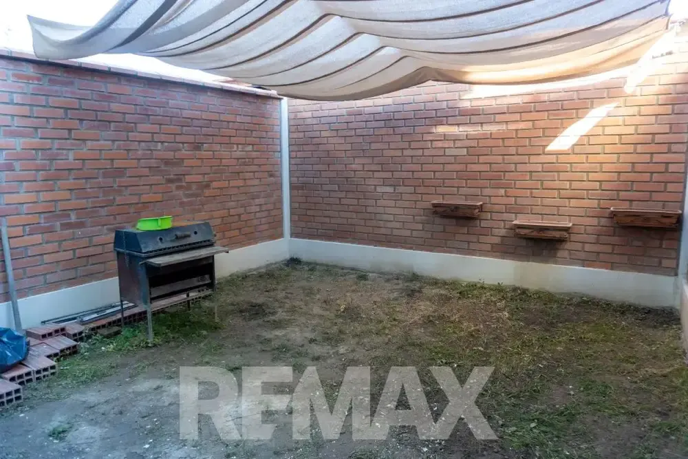 Foto 14 de Casa Moderna en Venta en Jardines del Bosque 🏡 | 3 Dormitorios y Amenities
