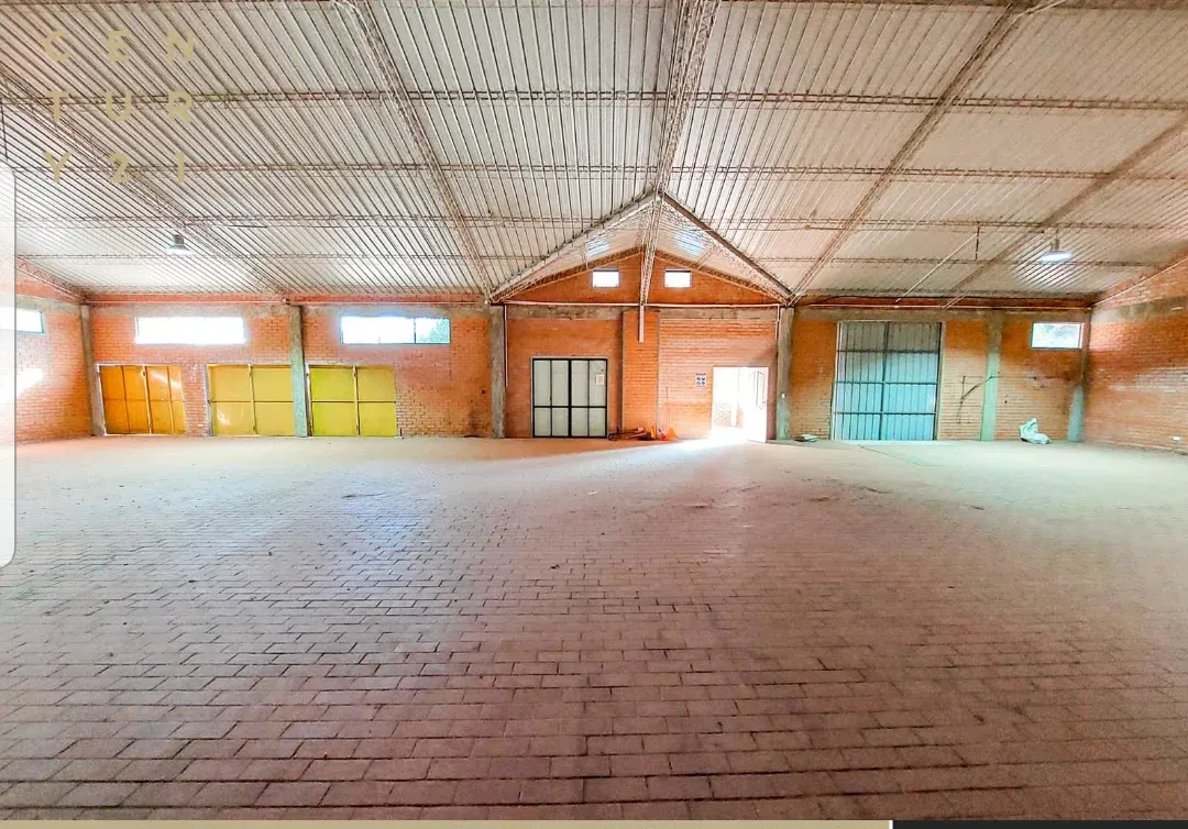 Foto 2 de En Venta | Galpon con oficinas en zona norte