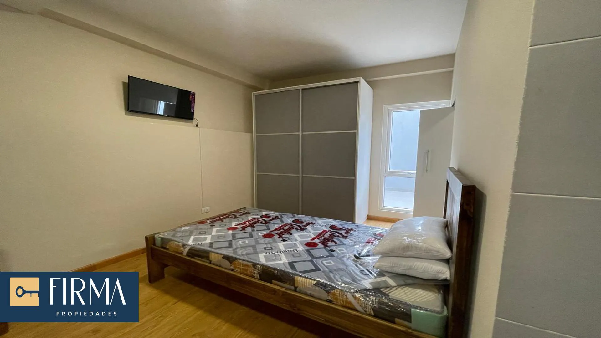 Foto 4 de Alquila Tu Departamento Semi Amoblado en Irpavi