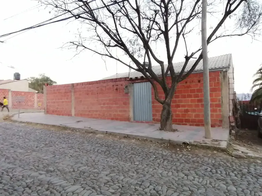 Foto 9 de Cómoda Casa en Alquiler de 2 Dormitorios con Amplio Jardín – Zona Torrecillas / Barrio Las Velas