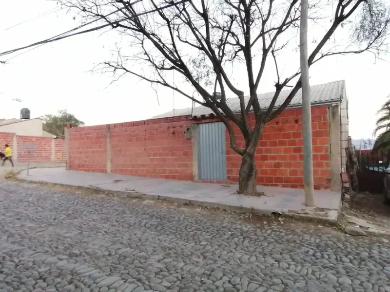 Foto 9 de Cómoda Casa en Alquiler de 2 Dormitorios con Amplio Jardín – Zona Torrecillas / Barrio Las Velas