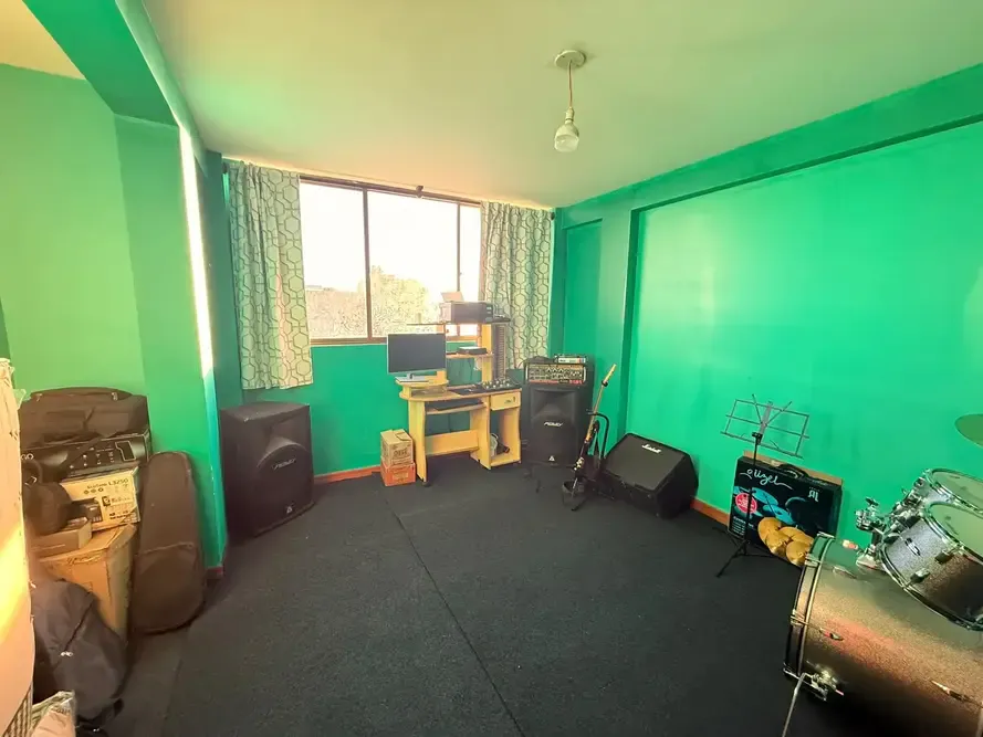 Foto 11 de Casa en Venta a Pasos de La Av Cochabamba
