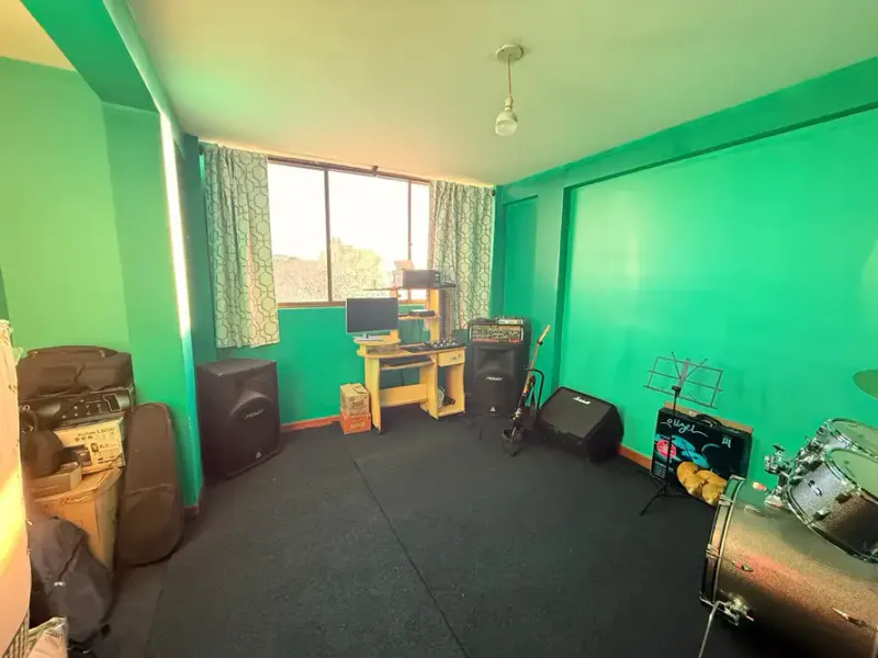 Foto 11 de Casa en Venta a Pasos de La Av Cochabamba