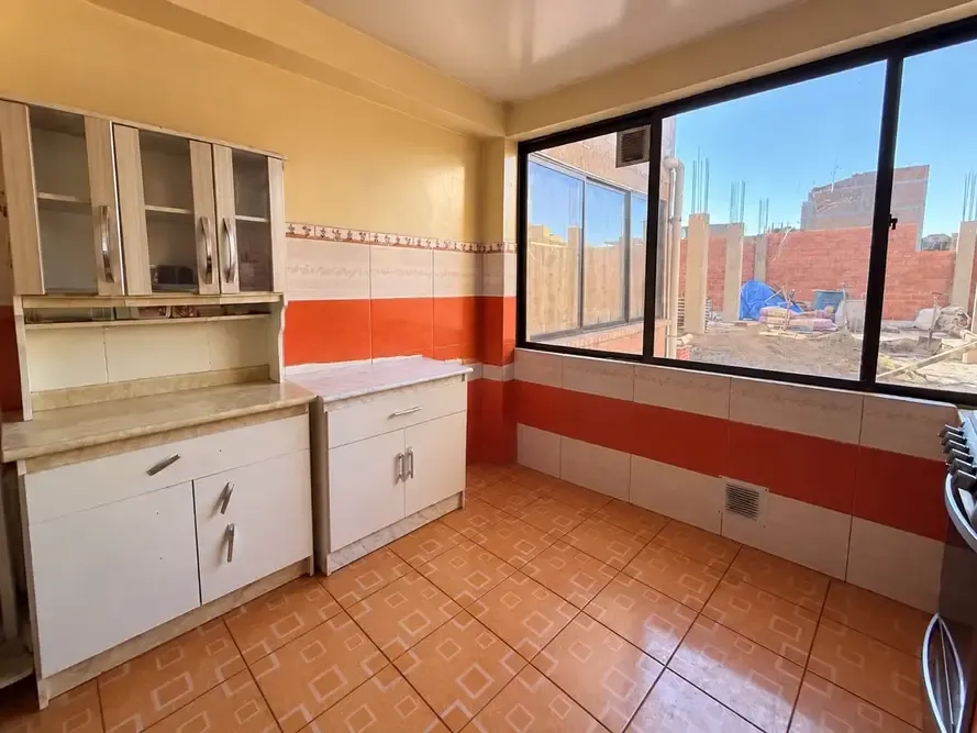 Foto 2 de Casa en Venta a Pasos de La Av Cochabamba