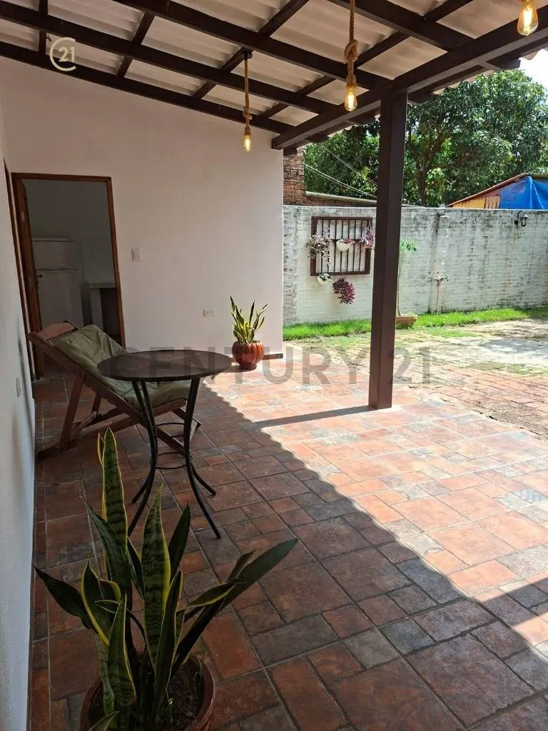 Foto 6 de Oportunidad Comercial | Casa en Anticrético - a 2 Cuadras de La Plaza de Warnes
