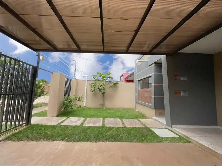 Foto 2 de ¡Casa en Alquiler en La Zona Este - Urb. Tupa Ruete!