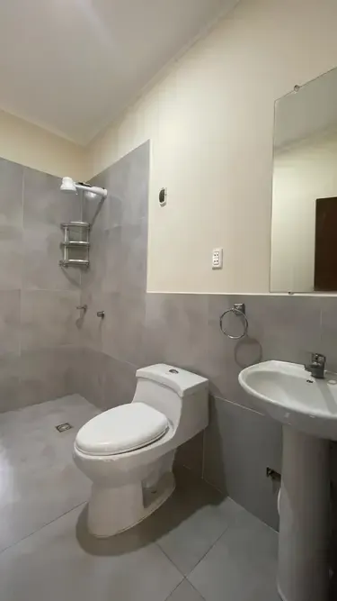 Foto 9 de ¡Casa en Alquiler en La Zona Este - Urb. Tupa Ruete!