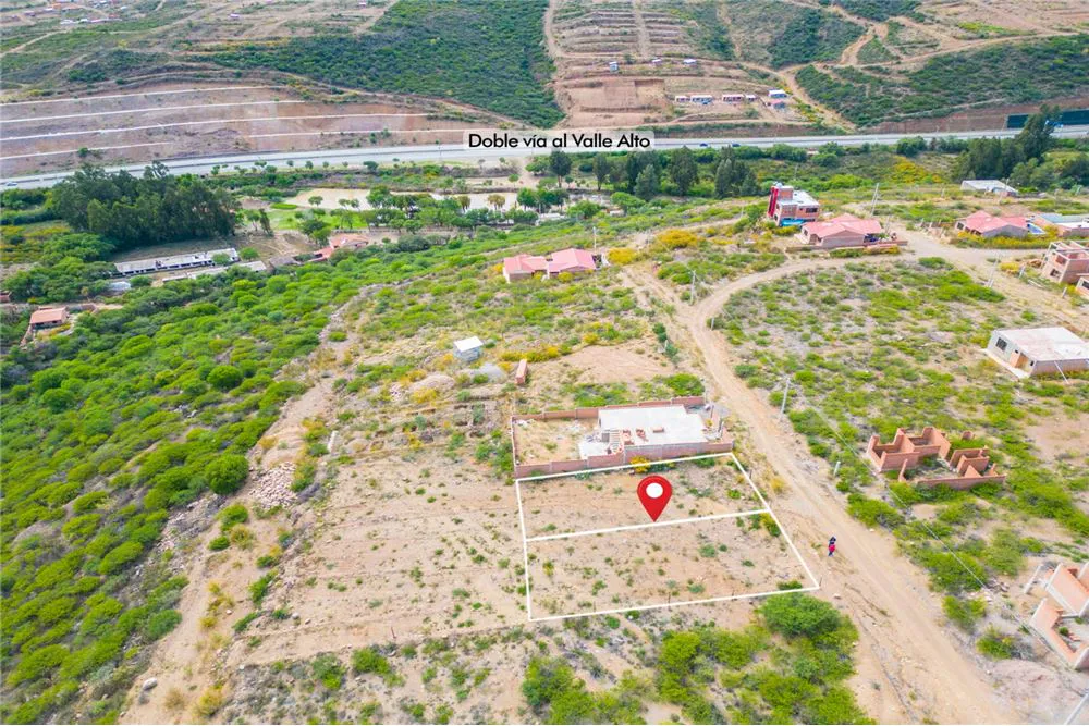 Foto 2 de Economico Lote en Venta Urb. Señor de Bombori