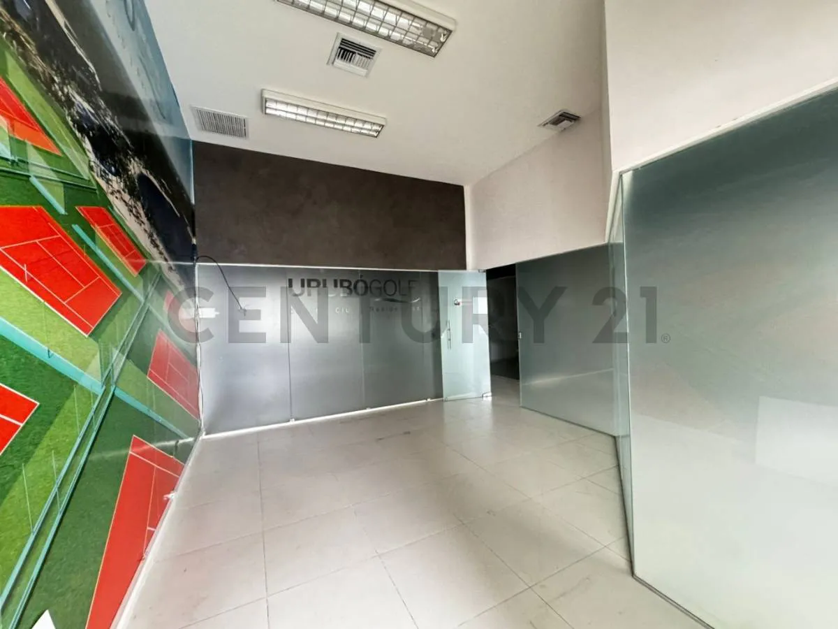 Foto 3 de local comercial en venta en el open mall del urubo