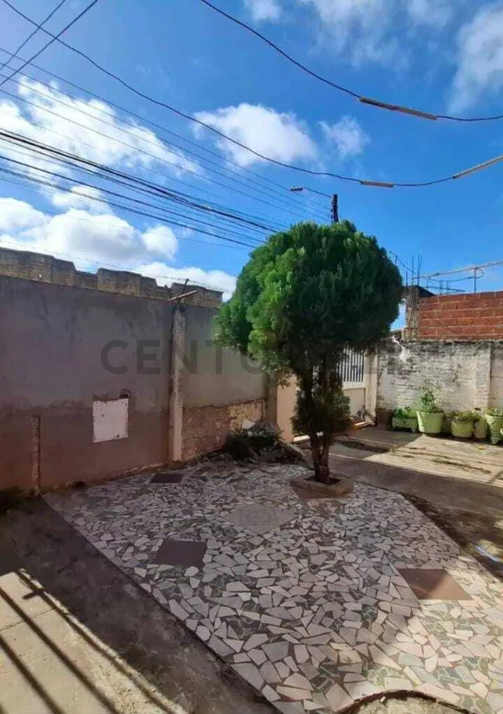 Foto 4 de Casa a Precio de Terreno en Zona Comercial