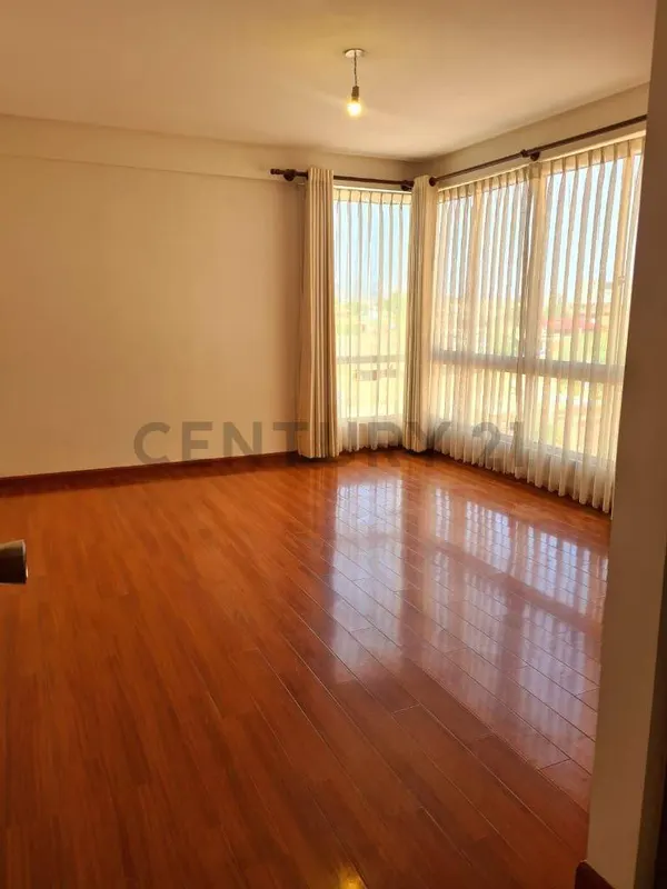 Foto 11 de Venta Departamento Amplio de 3 Dormitorios Mas Garage y Baulera