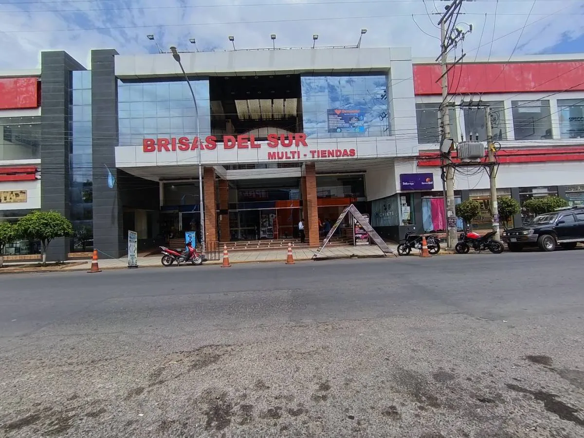 Foto 1 de Venta de Local Comercial