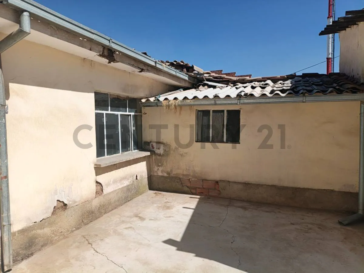 Foto 2 de Casa en Venta Villa Exaltación – a Menos de Media Cuadra de La Av. Cívica
