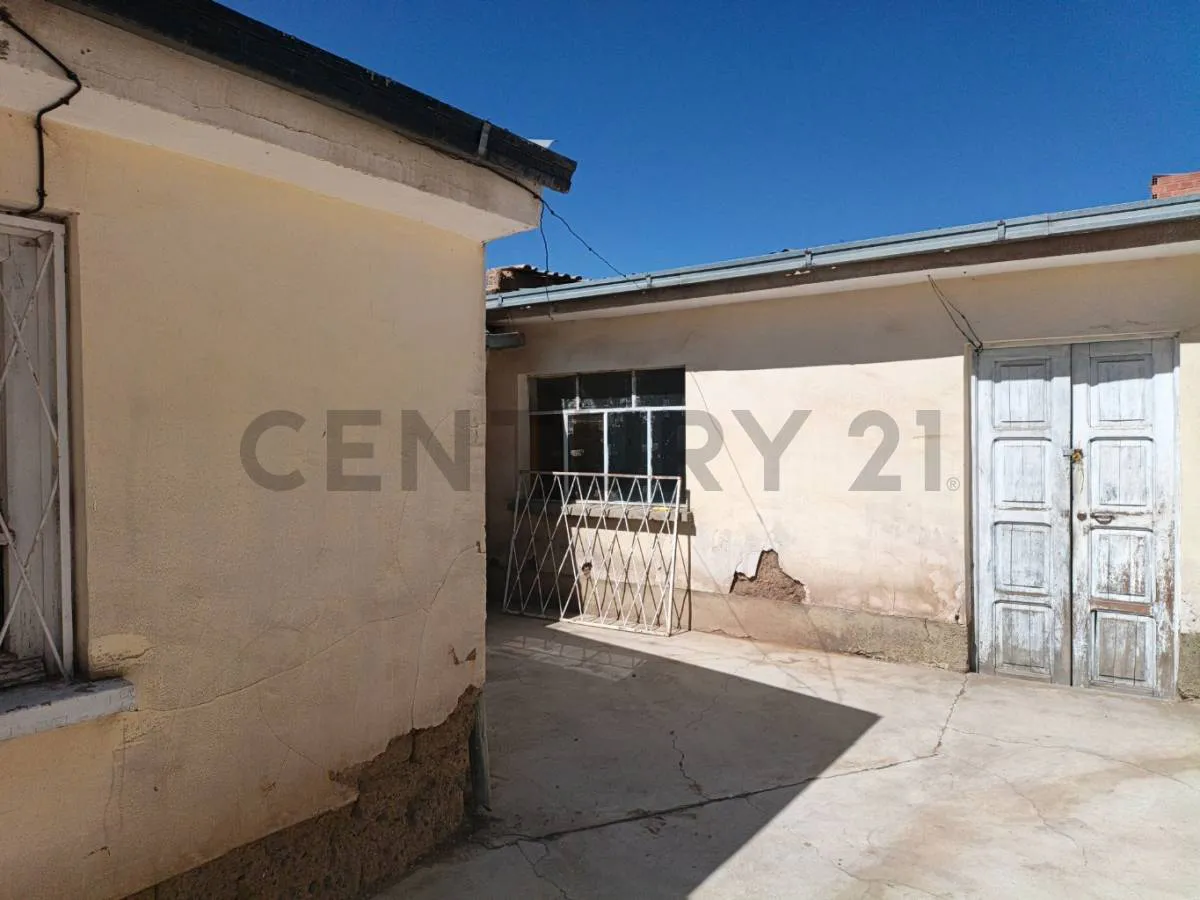 Foto 4 de Casa en Venta Villa Exaltación – a Menos de Media Cuadra de La Av. Cívica