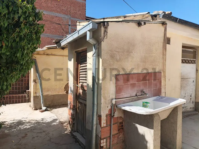 Foto 8 de Casa en Venta Villa Exaltación – a Menos de Media Cuadra de La Av. Cívica
