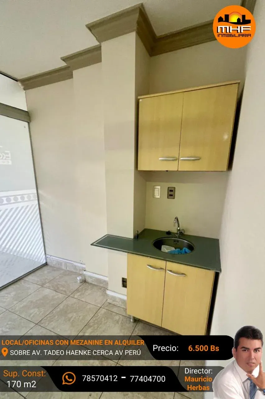 Foto 8 de Amplio Local y Oficinas con Mezanine en Alquiler S/170 M2