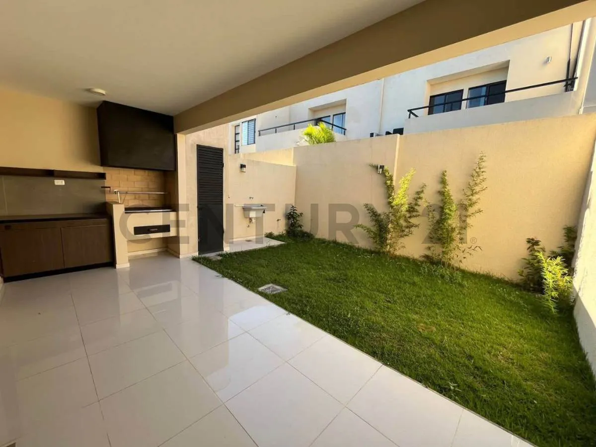 Foto 7 de Casa en Alquiler Zona Urubo Cond Los Parques III