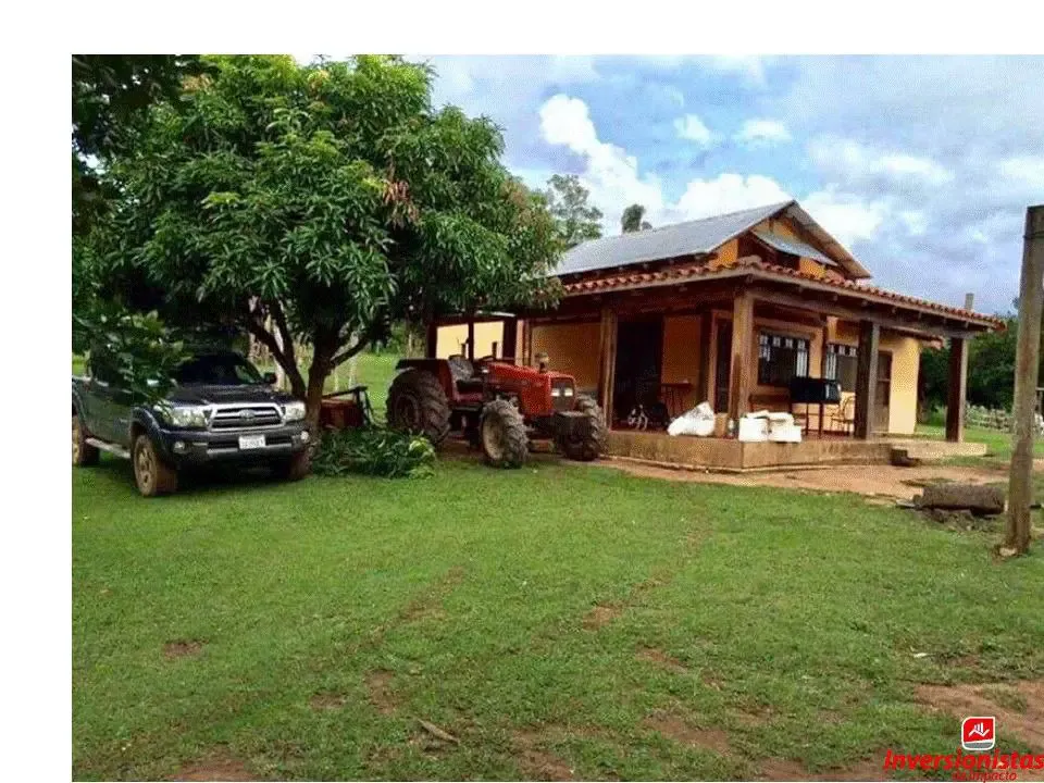 Foto 1 de Propiedad Ganadera en Venta - San Javer