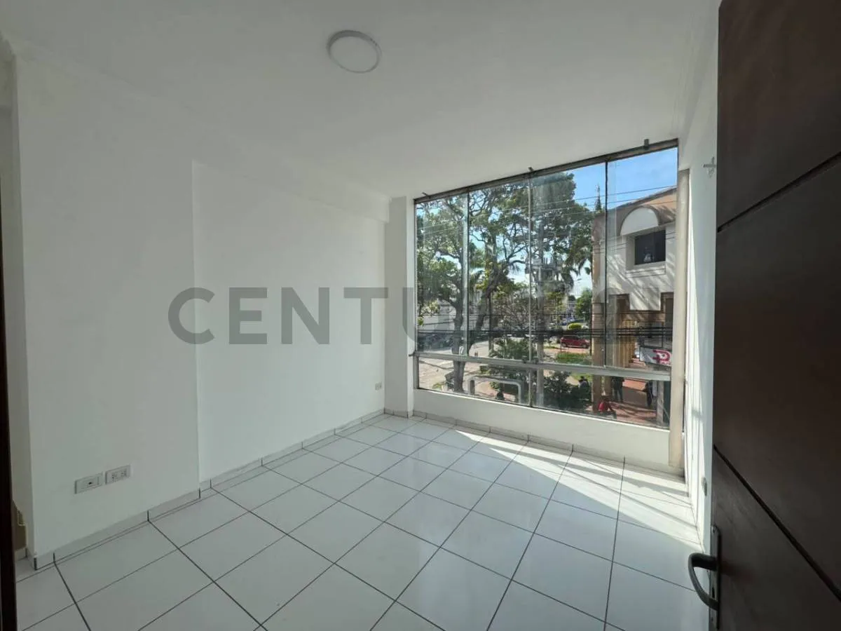 Foto 4 de Casa en Alquiler para Consultorios Medicos o Clinica Estetica, Afines