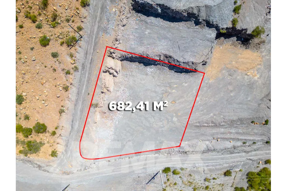 Foto 10 de Lote en venta – Urb. Gavina | Zona Angostura