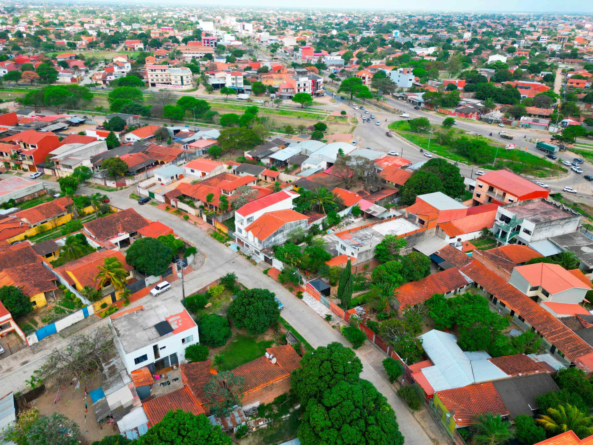 Foto 3 de ???? ¡Terreno en Esquina con Gran Potencial Comercial y Residencial!