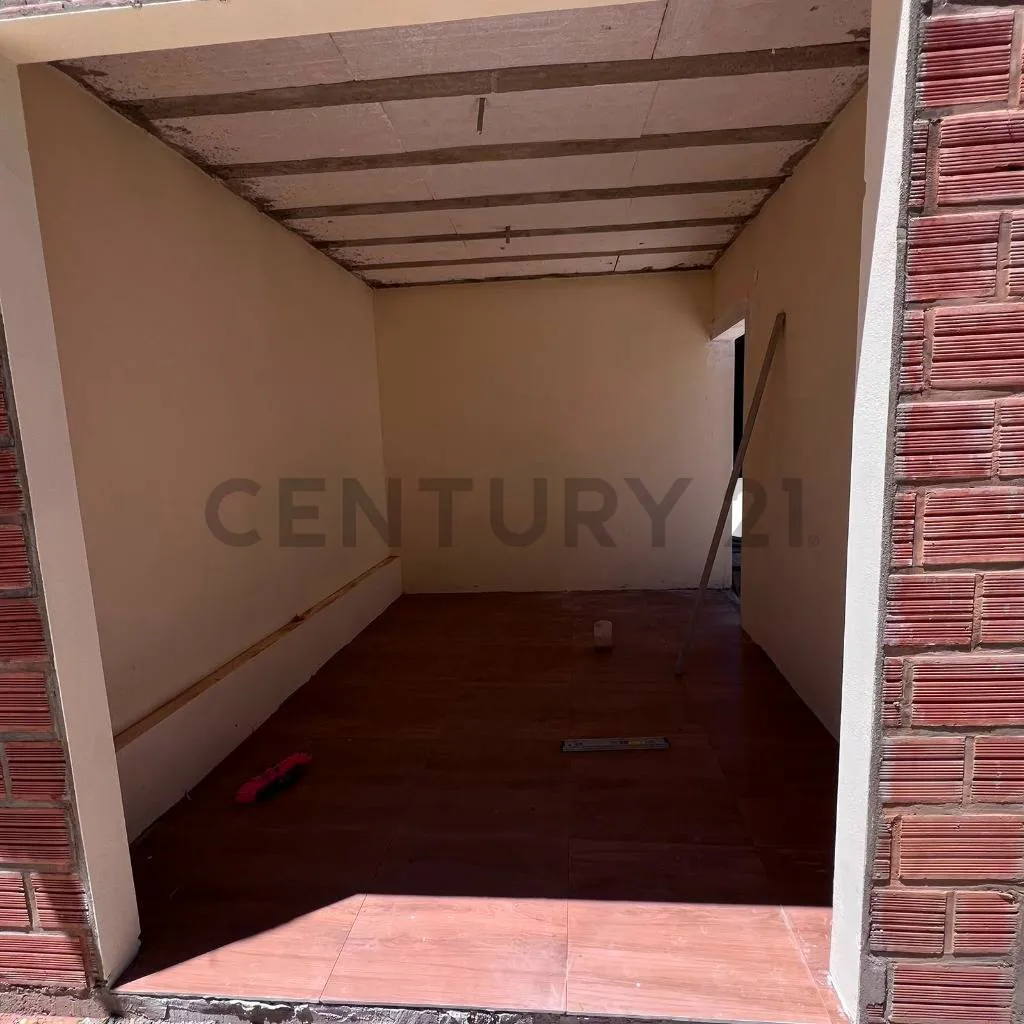 Foto 4 de Tiendas Comerciales en Alquiler