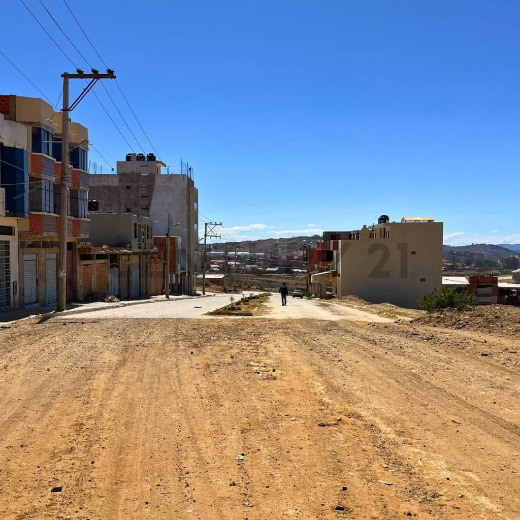 Foto 4 de Lote Doble Frente en Venta