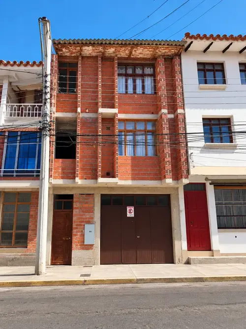 Foto 11 de Anticretico Departamento Zona Parque Bolívar | Calle Agua Rica
