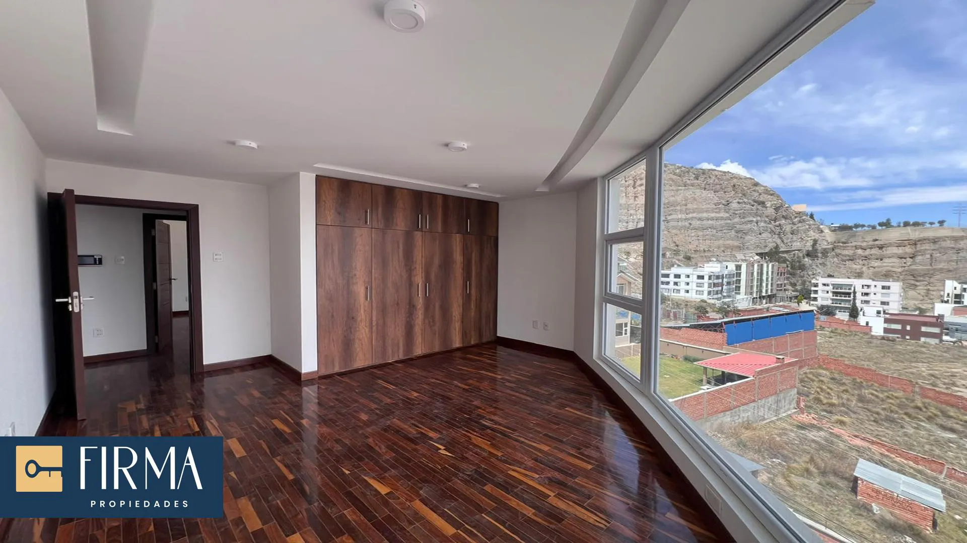 Foto 5 de Compra Este Departamento en Alto Calacoto