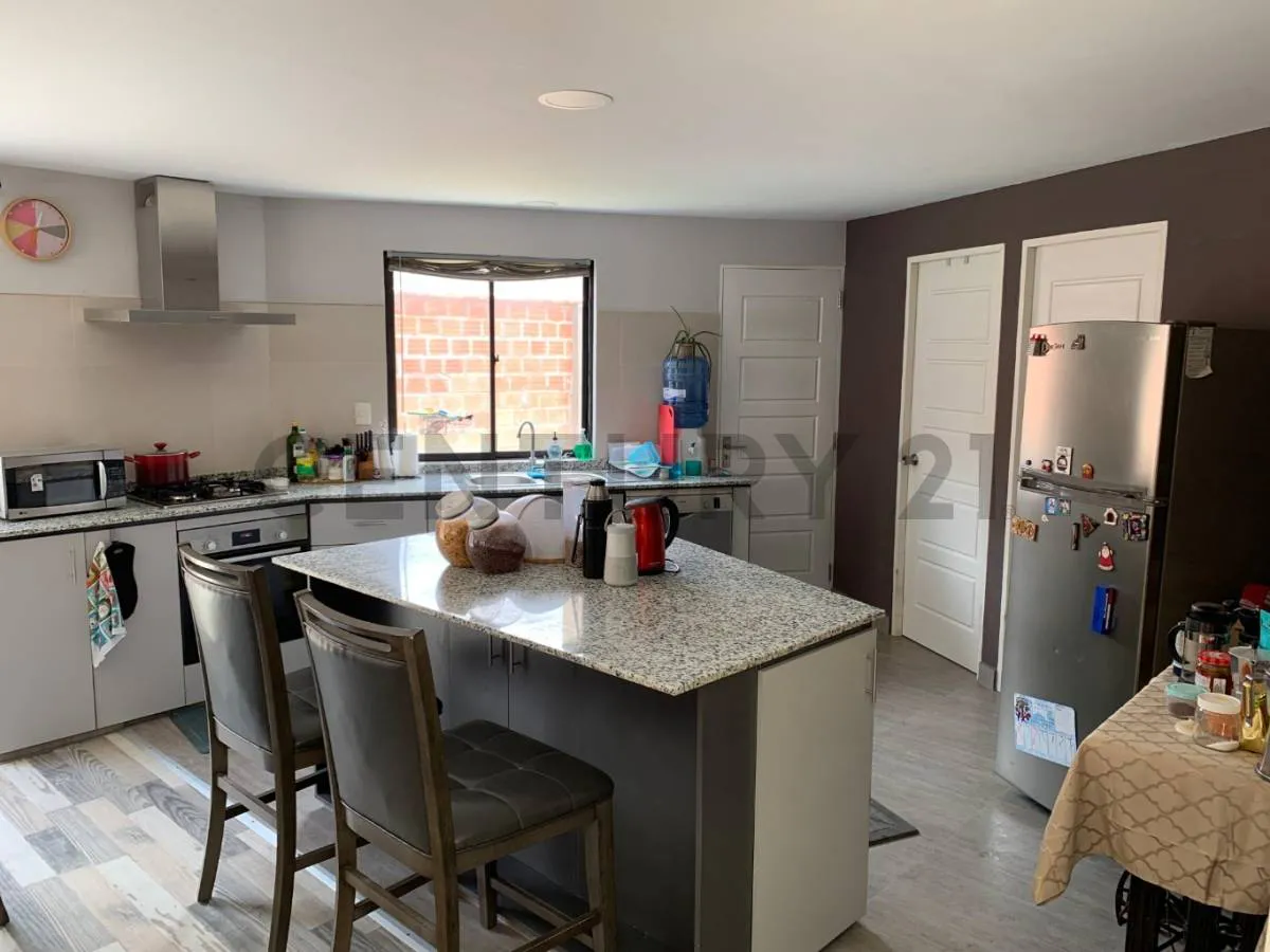 Foto 5 de Linda y espaciosa casa en alquiler, Lejos del Bullicio de La Ciudad